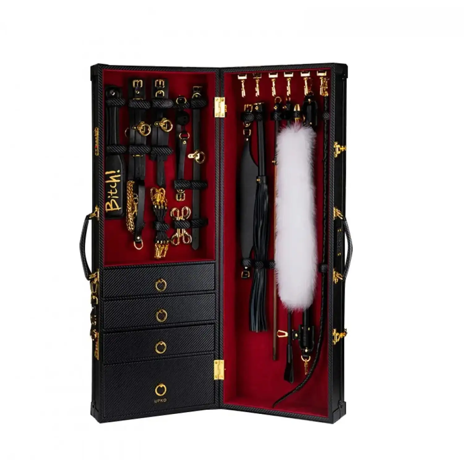 Ұйықтап жатқан әйелдің аузына сигімді тығып алдым