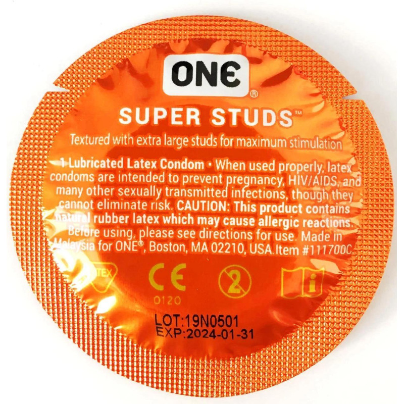 Презерватив One Super Studs з крапками
